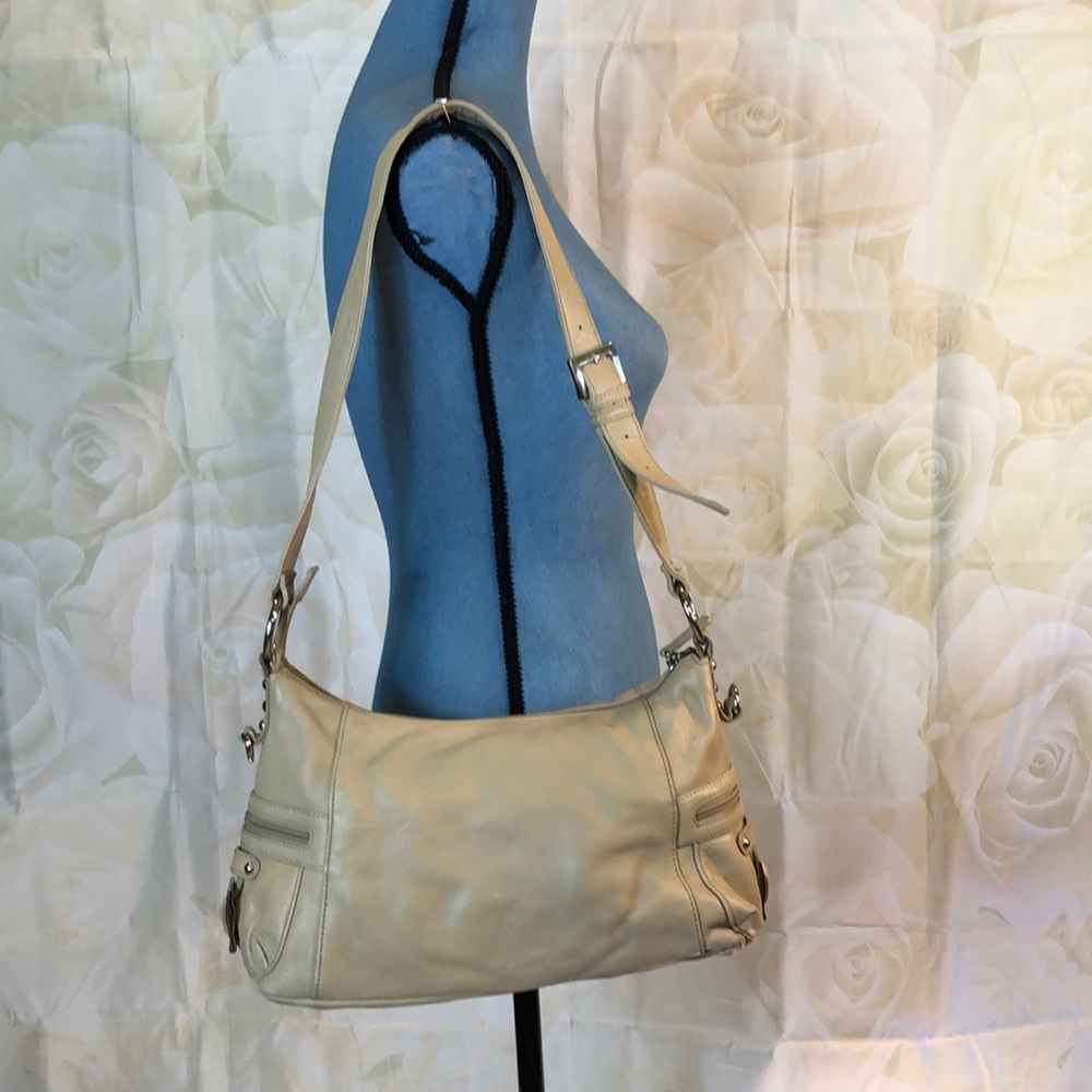 Stone Mountain Leather Shoulder Bag Medium